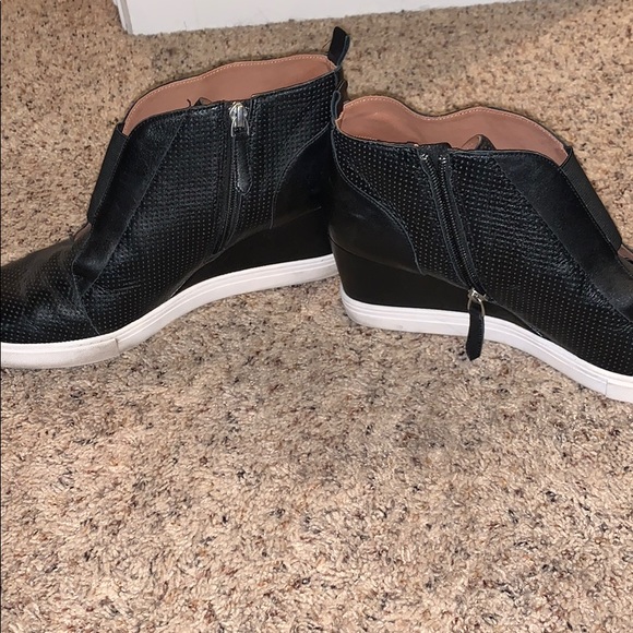 Linea Paolo Felicia Wedge Sneaker Size 10.5 - Picture 6 of 9